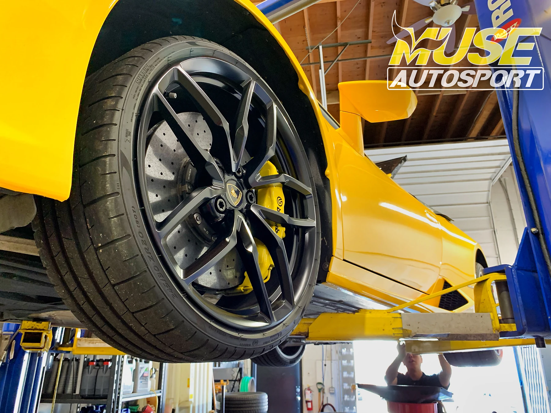Wheel & brake service